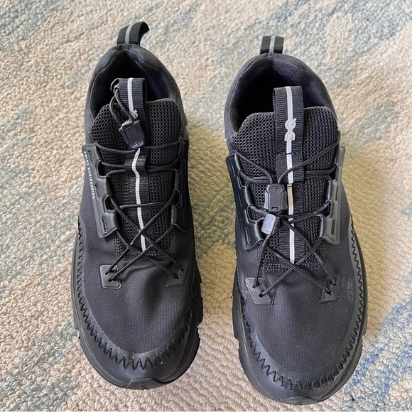 ON CLOUD CLOUDAWAY TRAINERS SNEAKER ALL BLACK SIZE 9 EUC - Picture 4 of 12